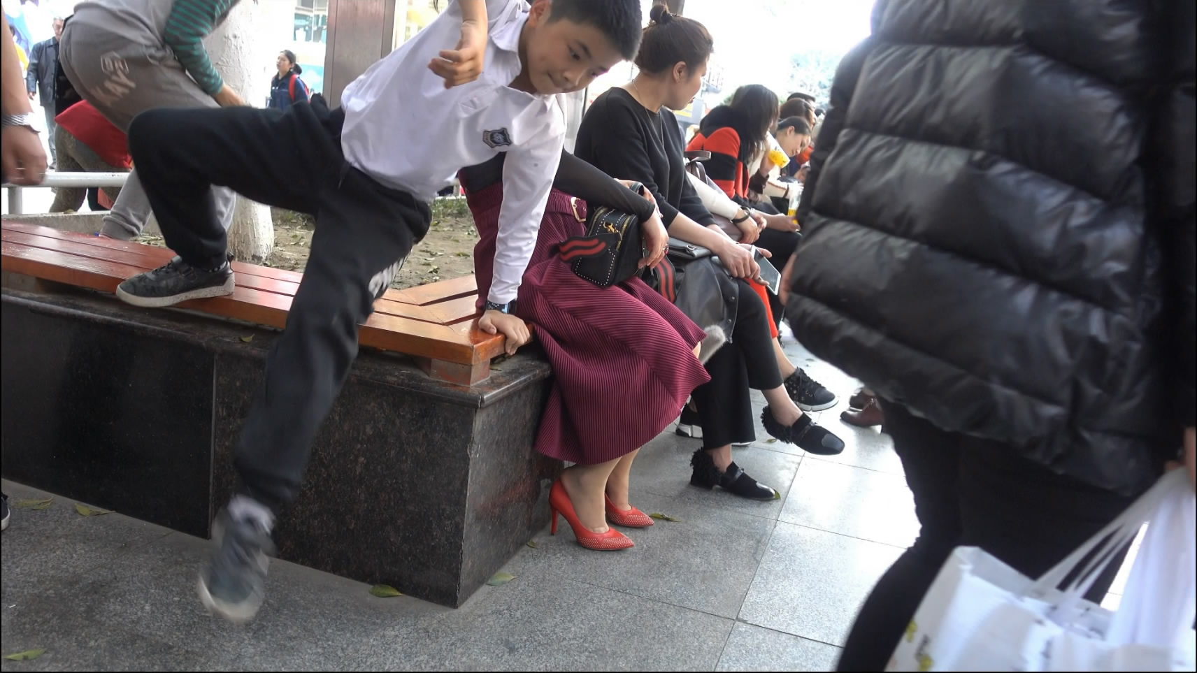 streetsnapnylon[00 00 41][20181208 224742 6]